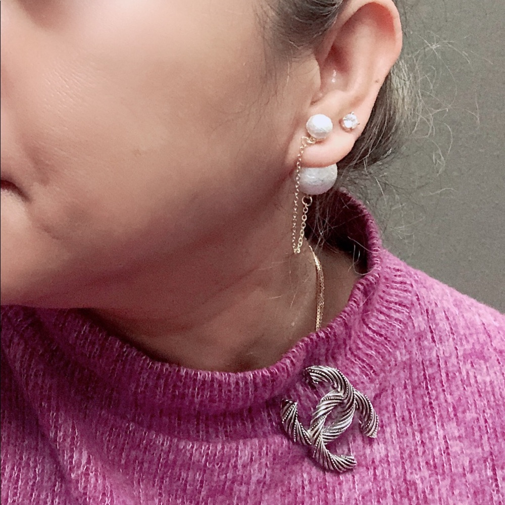 Double Sided Hanging Chain Pearl Earrings - Picture 2 of 11